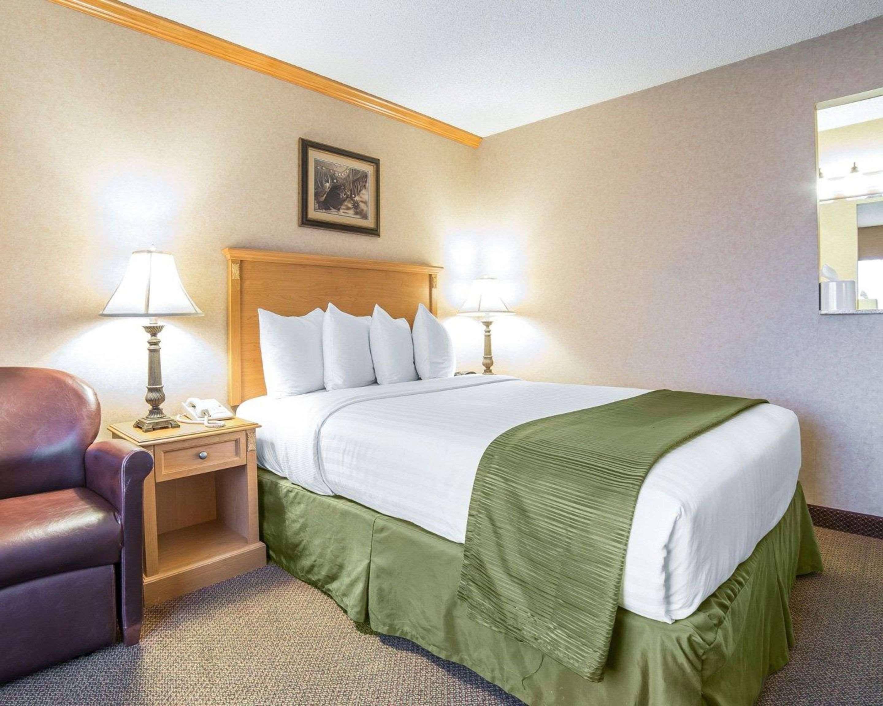 Quality Inn & Suites Casper Near Event Center מראה חיצוני תמונה